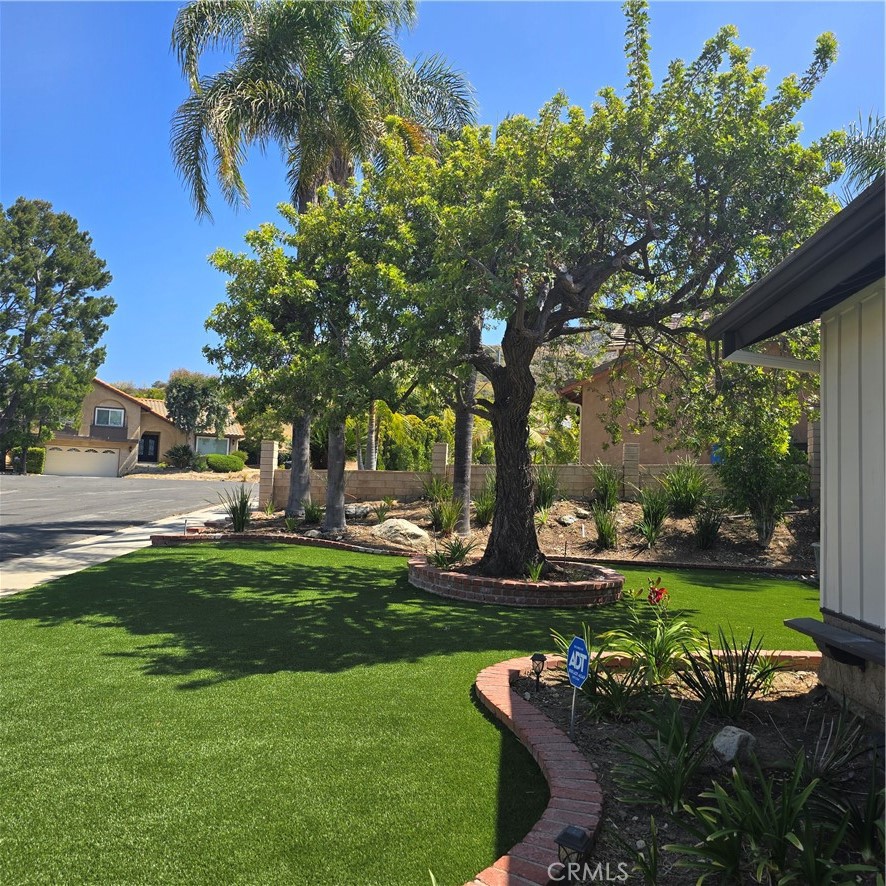 7134 Dos Rios Drive Tujunga, CA 91042 - Photo 2 of 7 front of house
