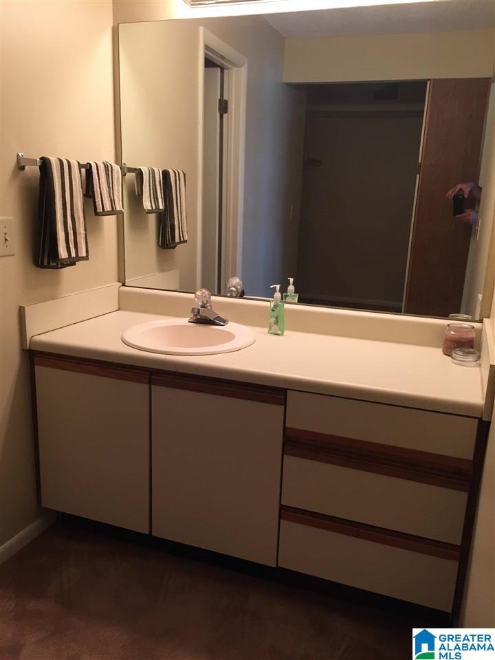 205 Paradise Isle, Unit 205 Riverside, AL 35135 - Photo 10 of 20