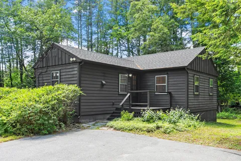 $399,000 | 12 Bohanon Bridge Road, Brookline, NH 03033