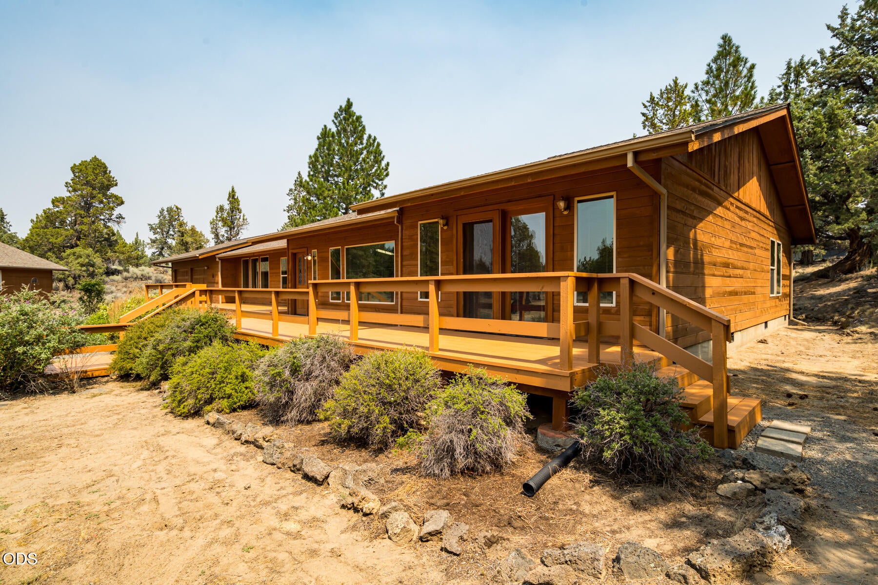 64502 McGrath Road Bend, OR 97701 - Photo 7 of 48 Gallery Image 7