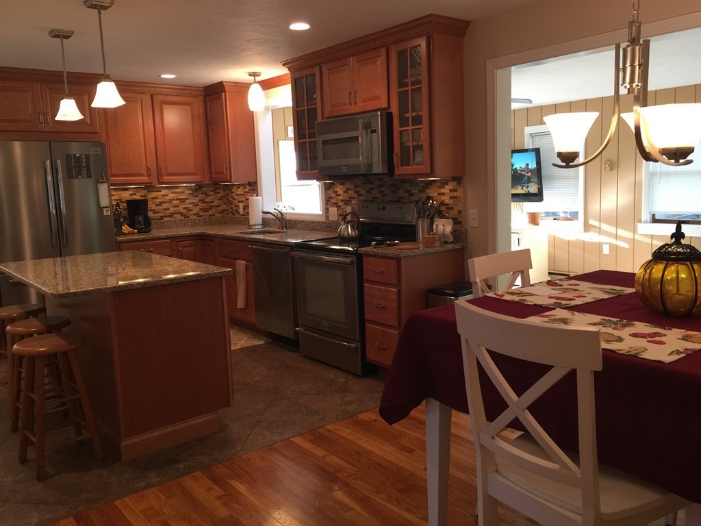 10 Nancy Drive Rutland, MA 01543 - Photo 2 of 17 Gallery Image 2