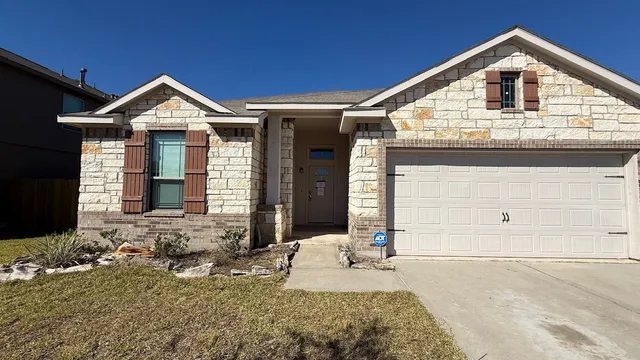 $212,500 | 20123 Poppy Hills Lane, Cleveland, TX 77327