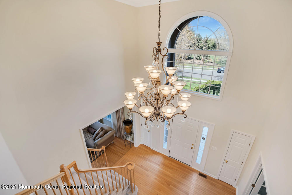 30 Red Oak Lane Freehold, NJ 07728 - Photo 11 of 73 010_dsc05769