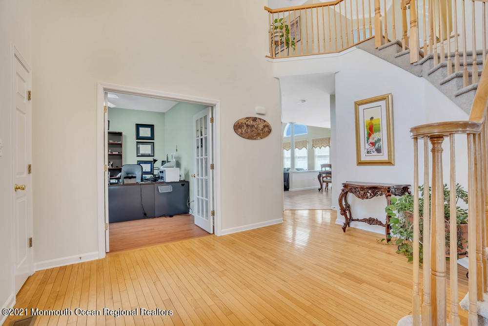30 Red Oak Lane Freehold, NJ 07728 - Photo 12 of 73 011_dsc05784