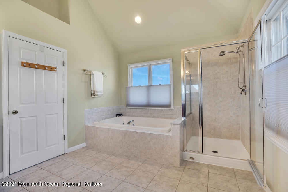 30 Red Oak Lane Freehold, NJ 07728 - Photo 54 of 73 054_dsc05689
