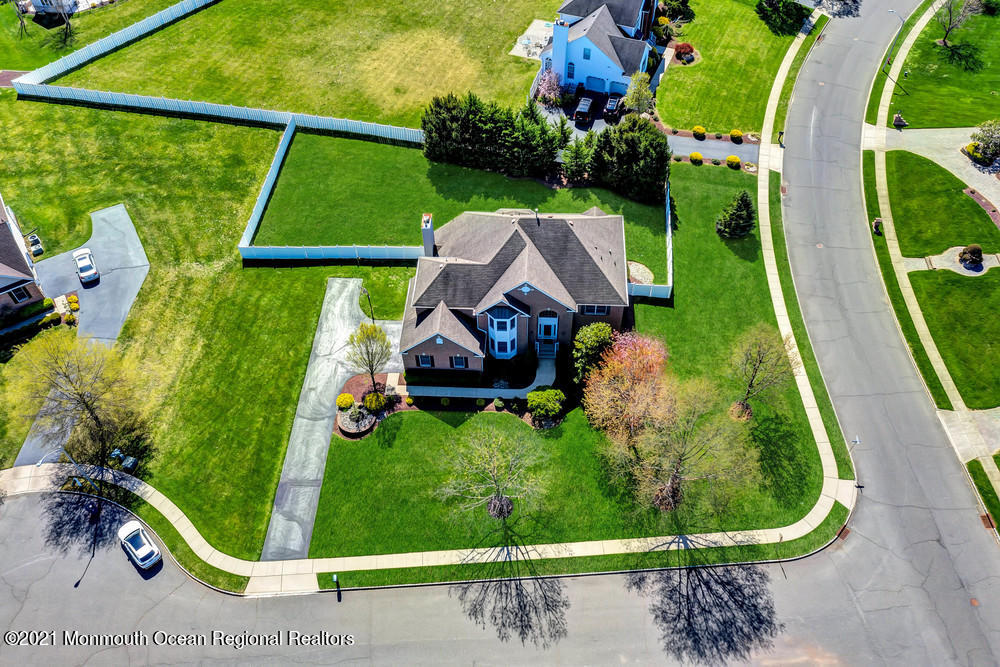 30 Red Oak Lane Freehold, NJ 07728 - Photo 66 of 73 066_dji_0473_1