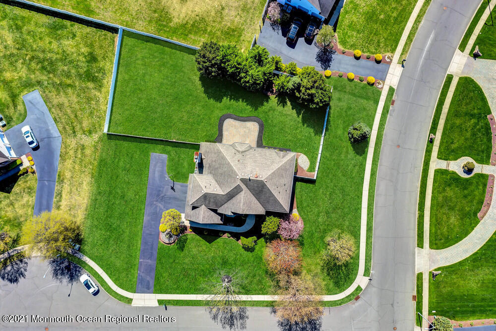 30 Red Oak Lane Freehold, NJ 07728 - Photo 68 of 73 an aerial view of a house having yard