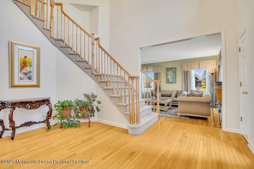 30 Red Oak Lane Freehold, NJ 07728 - Photo 10 of 73 009_dsc05794