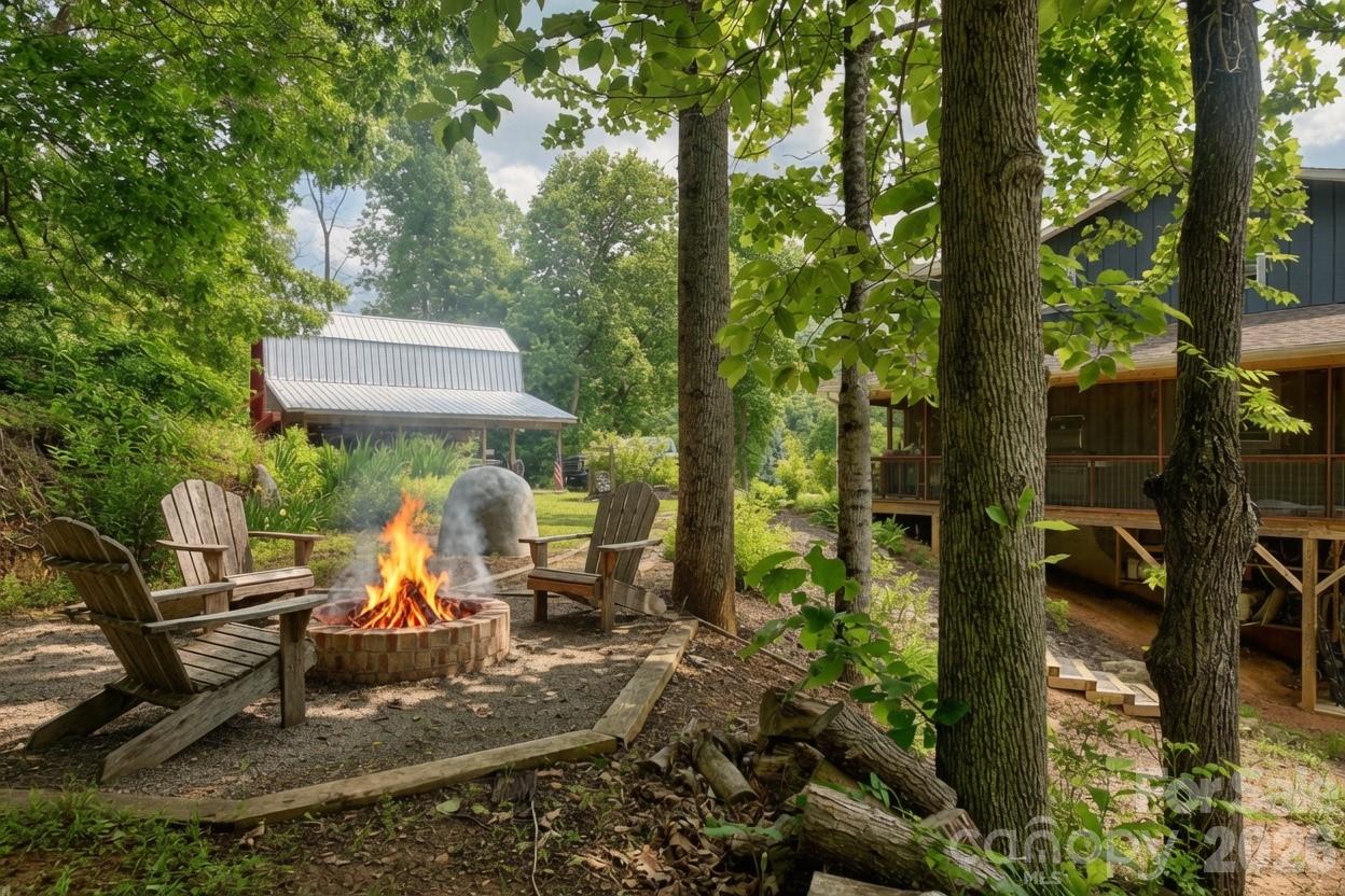 2825 Harrell Hill Road Bakersville, NC 28705 - Photo 25 of 39