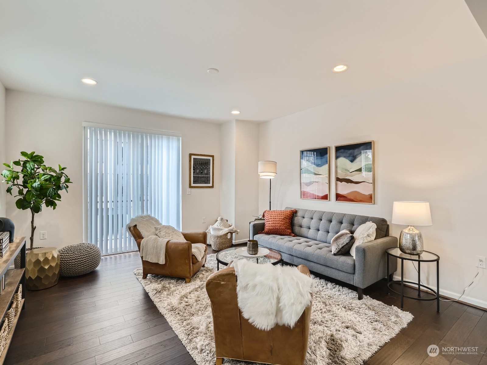 3450 Southwest Graham Street, Unit 1105 Seattle, WA 98126 - Photo 3 of 26 Gallery Image 3