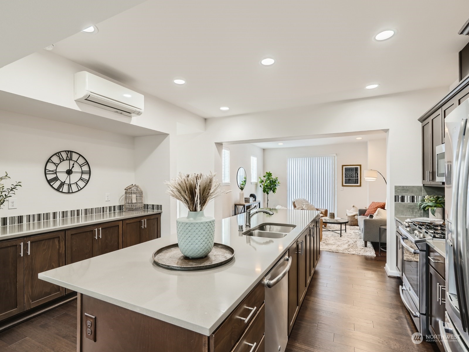 3450 Southwest Graham Street, Unit 1105 Seattle, WA 98126 - Photo 8 of 26 Gallery Image 8