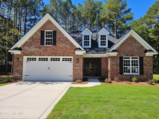 $419,900 | 107 Village Circle, Clinton, NC 28328