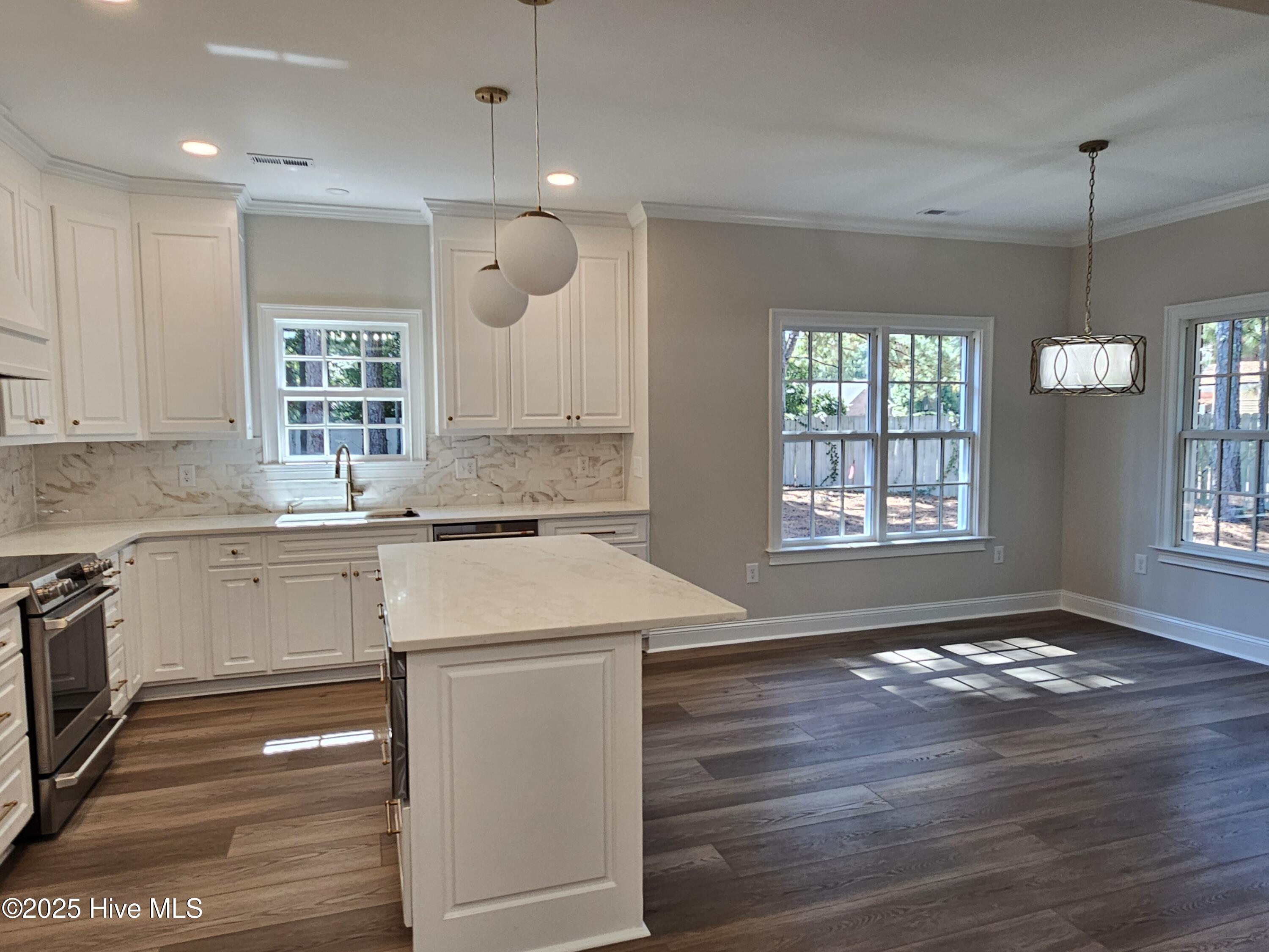 107 Village Circle Clinton, NC 28328 - Photo 11 of 21 20251004_125849 (1)