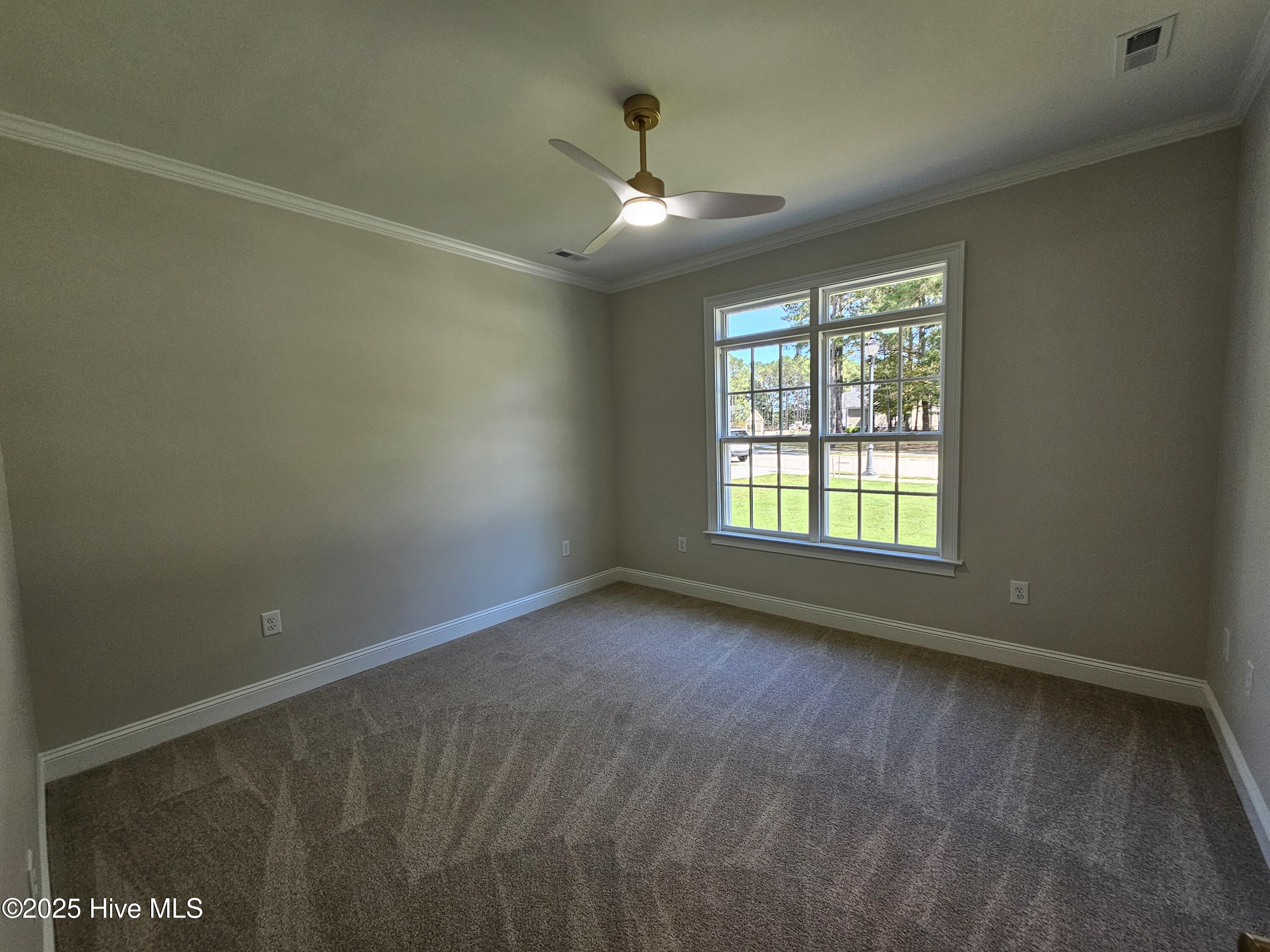 107 Village Circle Clinton, NC 28328 - Photo 18 of 21 20251004_130008