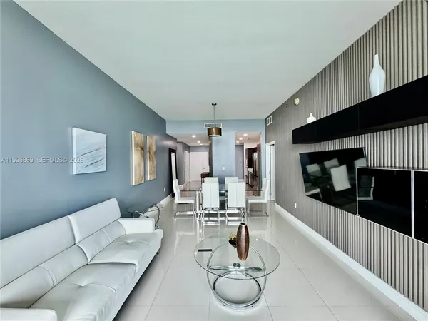 $3,900 | 7928 East Drive, Unit 805, North Bay Village, FL 33141