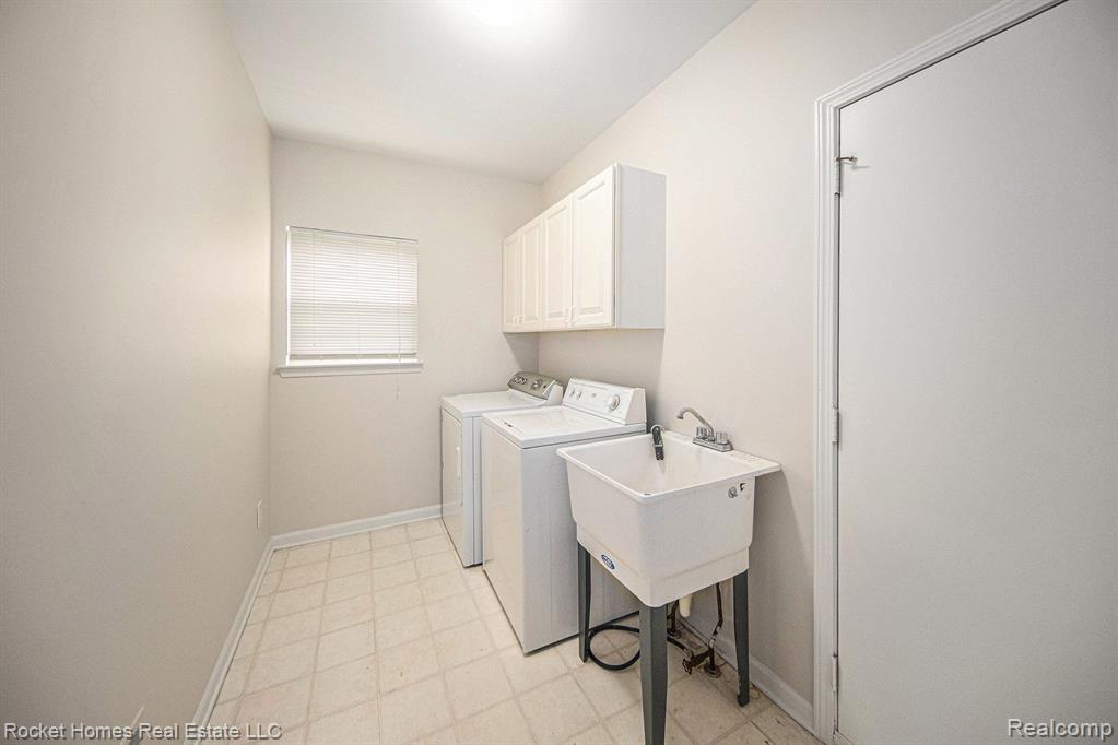 2851 Aspen Ridge Drive Ann Arbor, MI 48103 - Photo 23 of 29