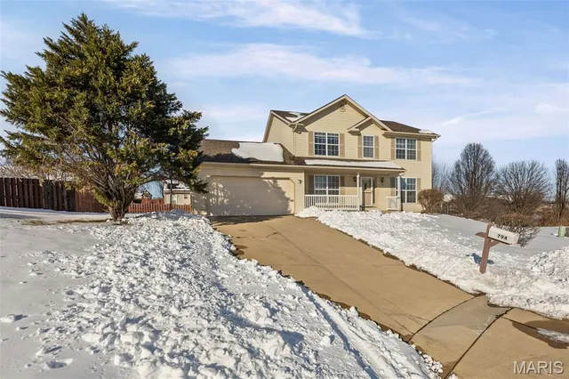 $270,000 | 794 Cedar Mill Drive, Belleville, IL 62221