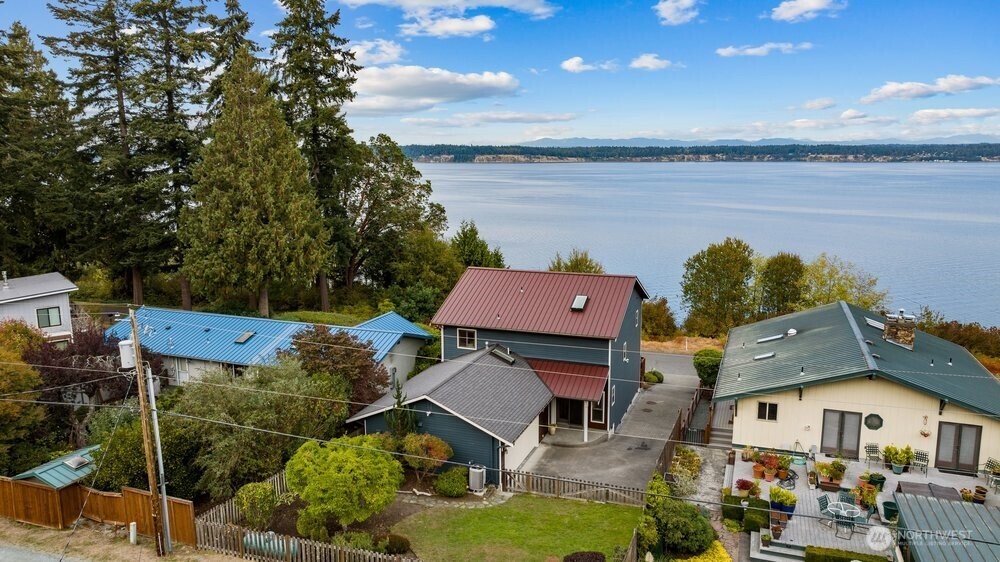 3772 Bells Beach Road Langley, WA 98260 - Photo 3 of 40 Gallery Image 3