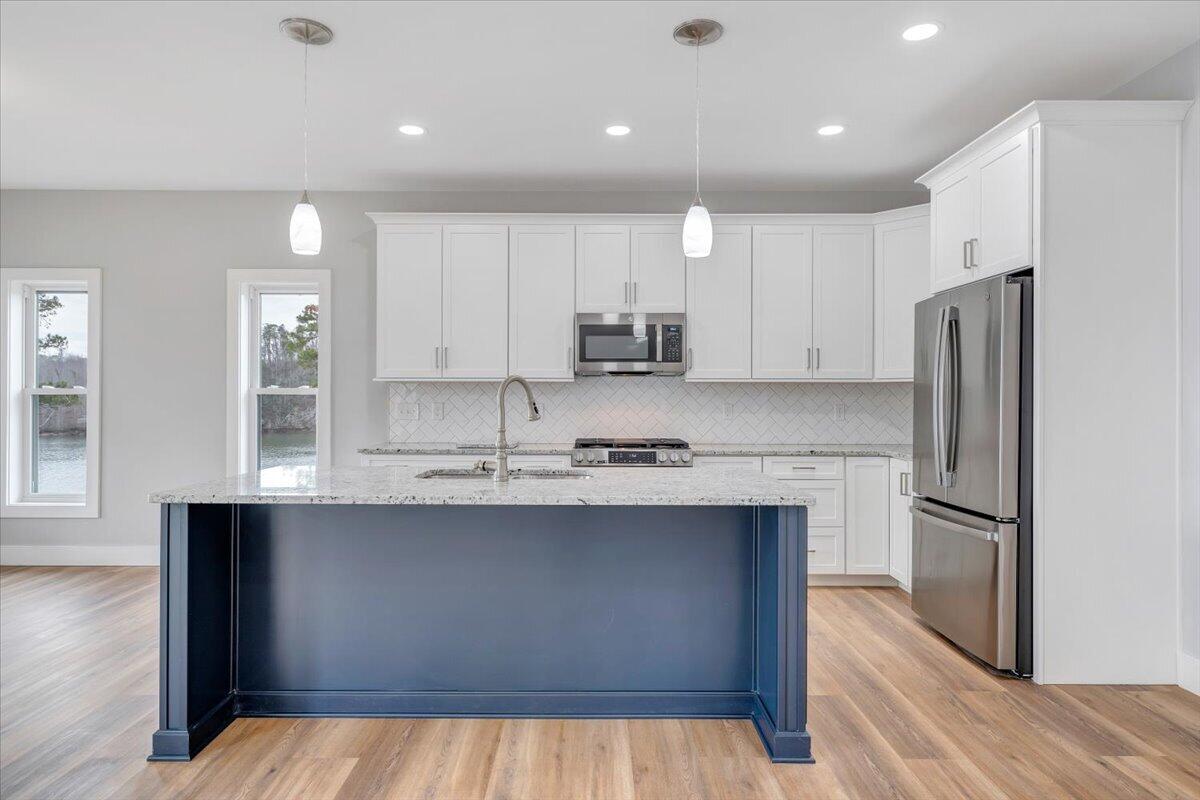 1216 Runaway Bay Road Lynch Station, VA 24571 - Photo 17 of 110 Kitchen