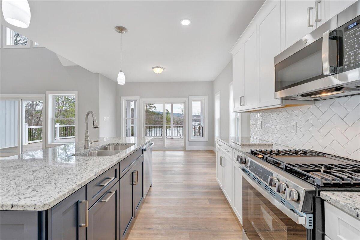 1216 Runaway Bay Road Lynch Station, VA 24571 - Photo 23 of 110 Kitchen