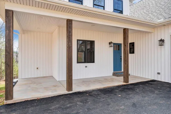 $895,000 | 1216 Runaway Bay Road, Lynch Station, VA 24571