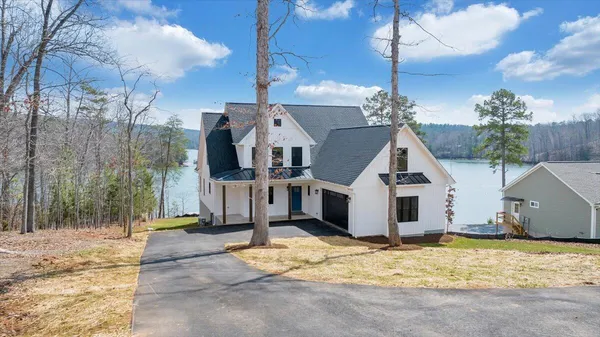 $895,000 | 1216 Runaway Bay Road, Lynch Station, VA 24571