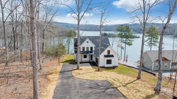$895,000 | 1216 Runaway Bay Road, Lynch Station, VA 24571