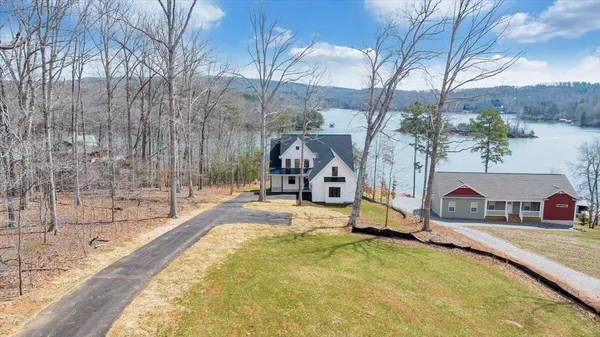 $895,000 | 1216 Runaway Bay Road, Lynch Station, VA 24571