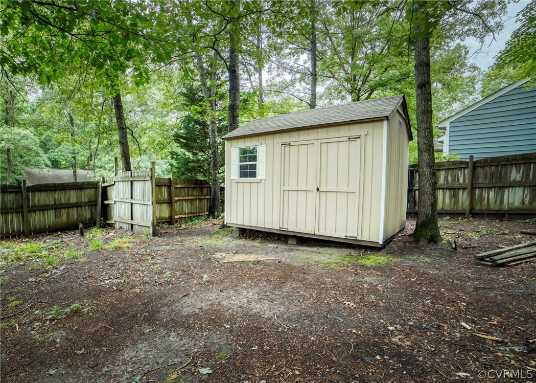4618 Parrish Branch Road Midlothian, VA 23112 - Photo 3 of 37 Gallery Image 3