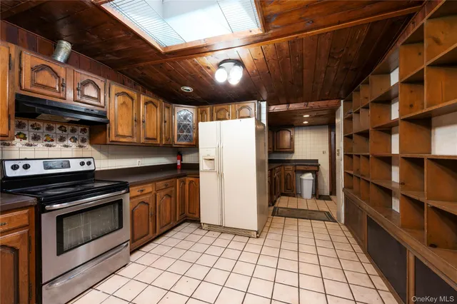 $475,000 | 2 Juengstville Lane, Brewster, NY 10509