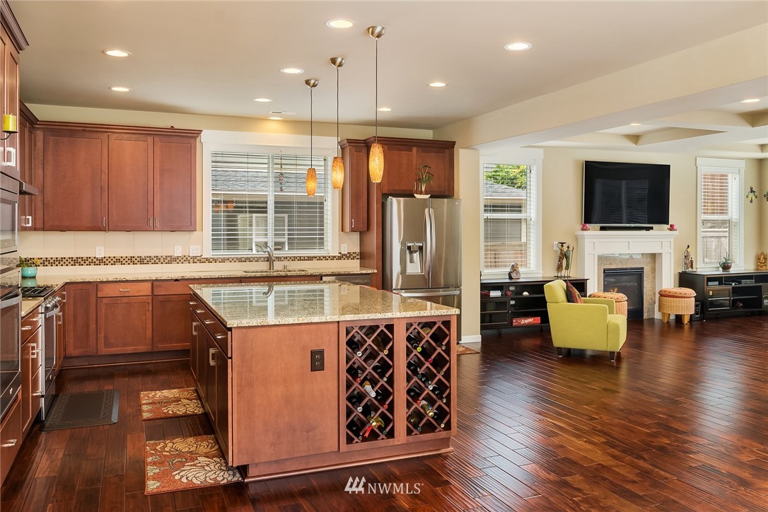 824 Mount Baker Avenue Northeast Renton, WA 98059 - Photo 12 of 31 Gallery Image 12