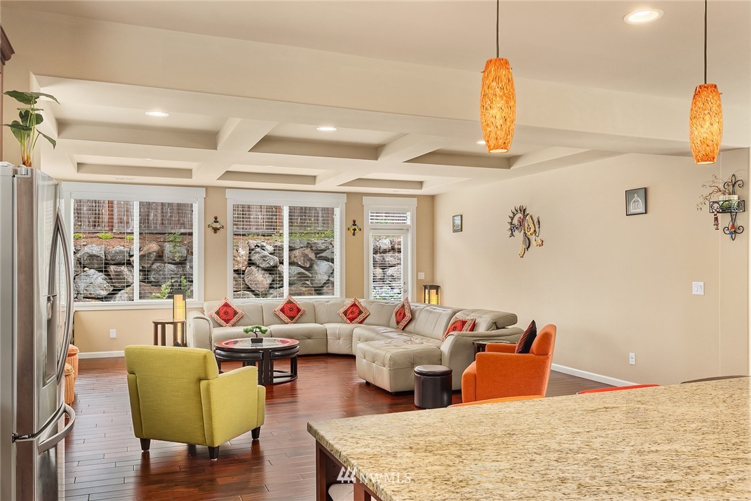 824 Mount Baker Avenue Northeast Renton, WA 98059 - Photo 13 of 31 Gallery Image 13