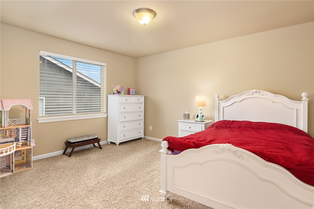 824 Mount Baker Avenue Northeast Renton, WA 98059 - Photo 19 of 31 Gallery Image 19