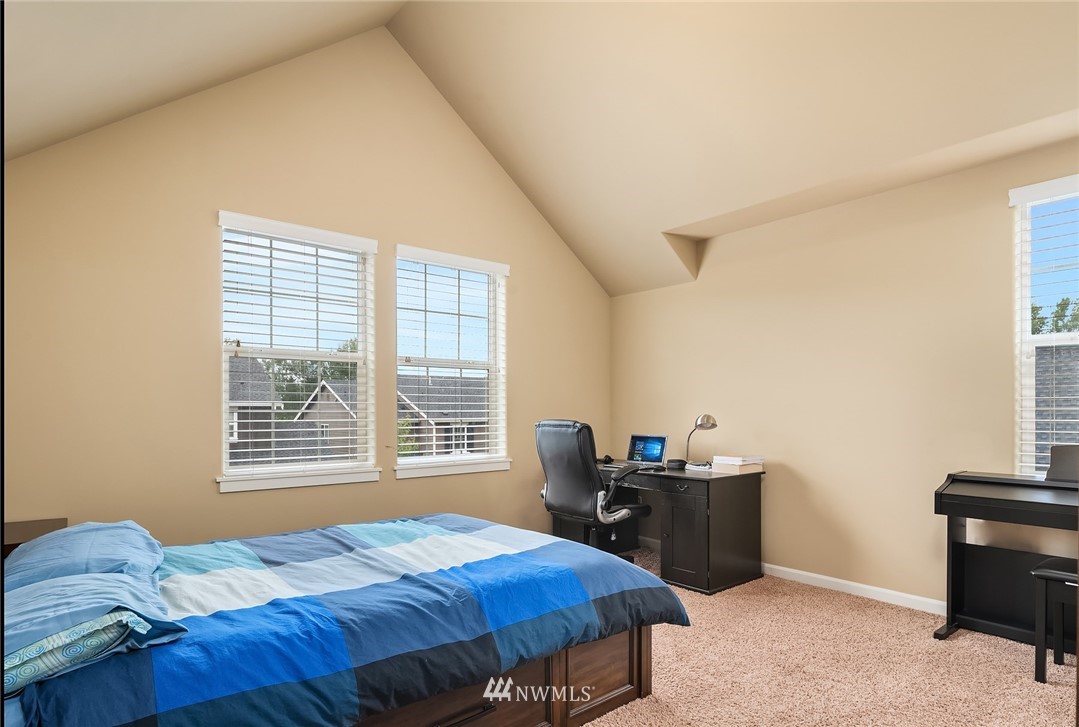 824 Mount Baker Avenue Northeast Renton, WA 98059 - Photo 21 of 31 Gallery Image 21