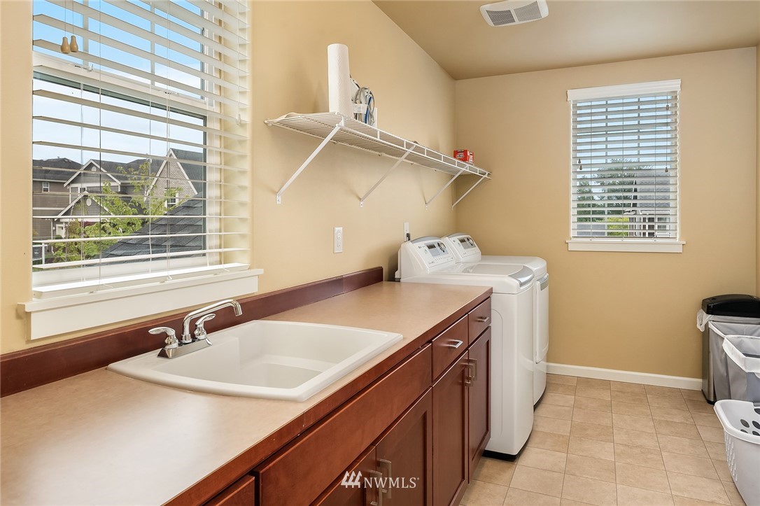 824 Mount Baker Avenue Northeast Renton, WA 98059 - Photo 26 of 31 Gallery Image 26