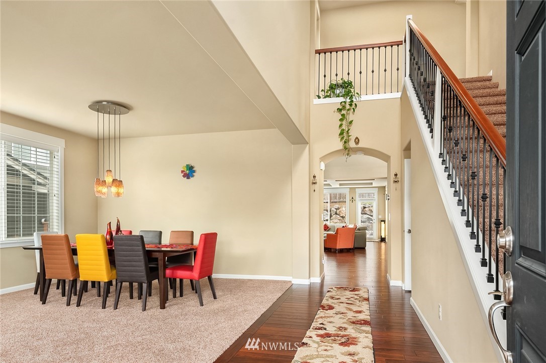 824 Mount Baker Avenue Northeast Renton, WA 98059 - Photo 7 of 31 Gallery Image 7