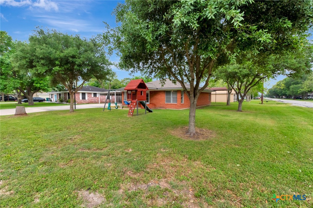 110 Marx Street Ganado, TX 77962 - Photo 21 of 25