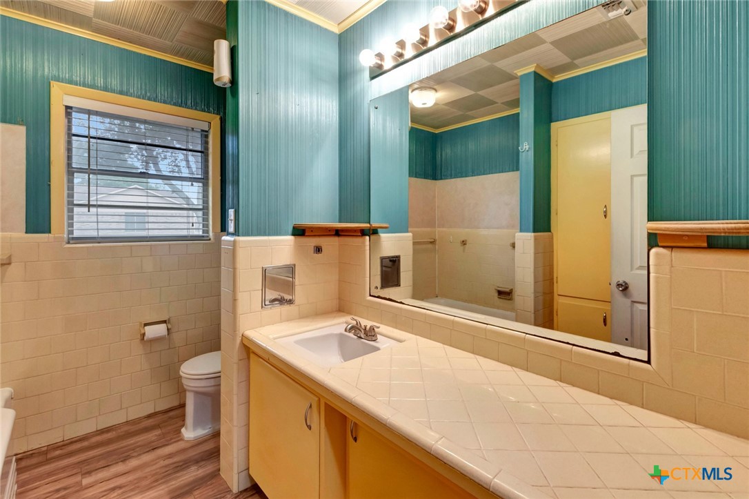 110 Marx Street Ganado, TX 77962 - Photo 9 of 25