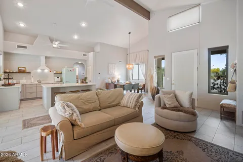 $975,000 | 32414 North 43rd Street, Cave Creek, AZ 85331