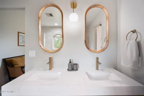 $975,000 | 32414 North 43rd Street, Cave Creek, AZ 85331