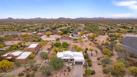 $975,000 | 32414 North 43rd Street, Cave Creek, AZ 85331