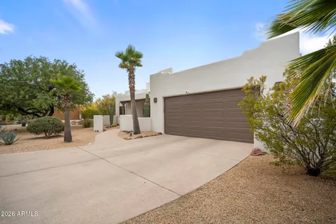 $975,000 | 32414 North 43rd Street, Cave Creek, AZ 85331