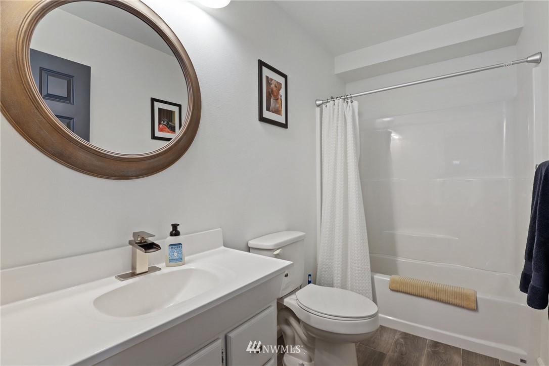 21928 2nd Avenue Southeast Bothell, WA 98021 - Photo 22 of 39