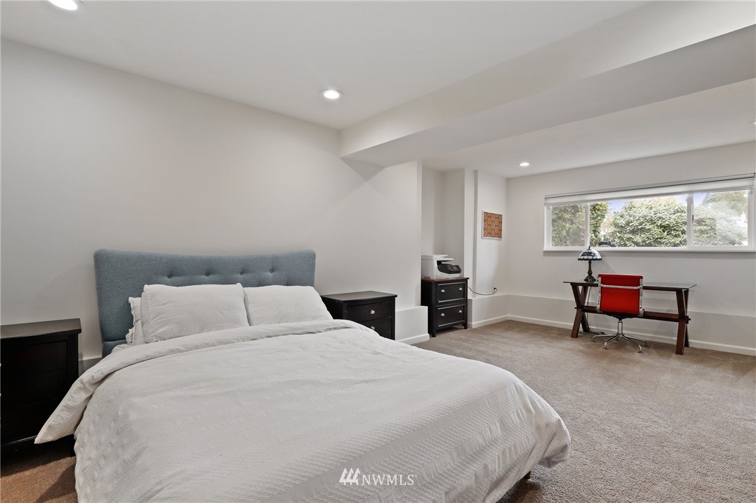 21928 2nd Avenue Southeast Bothell, WA 98021 - Photo 24 of 39