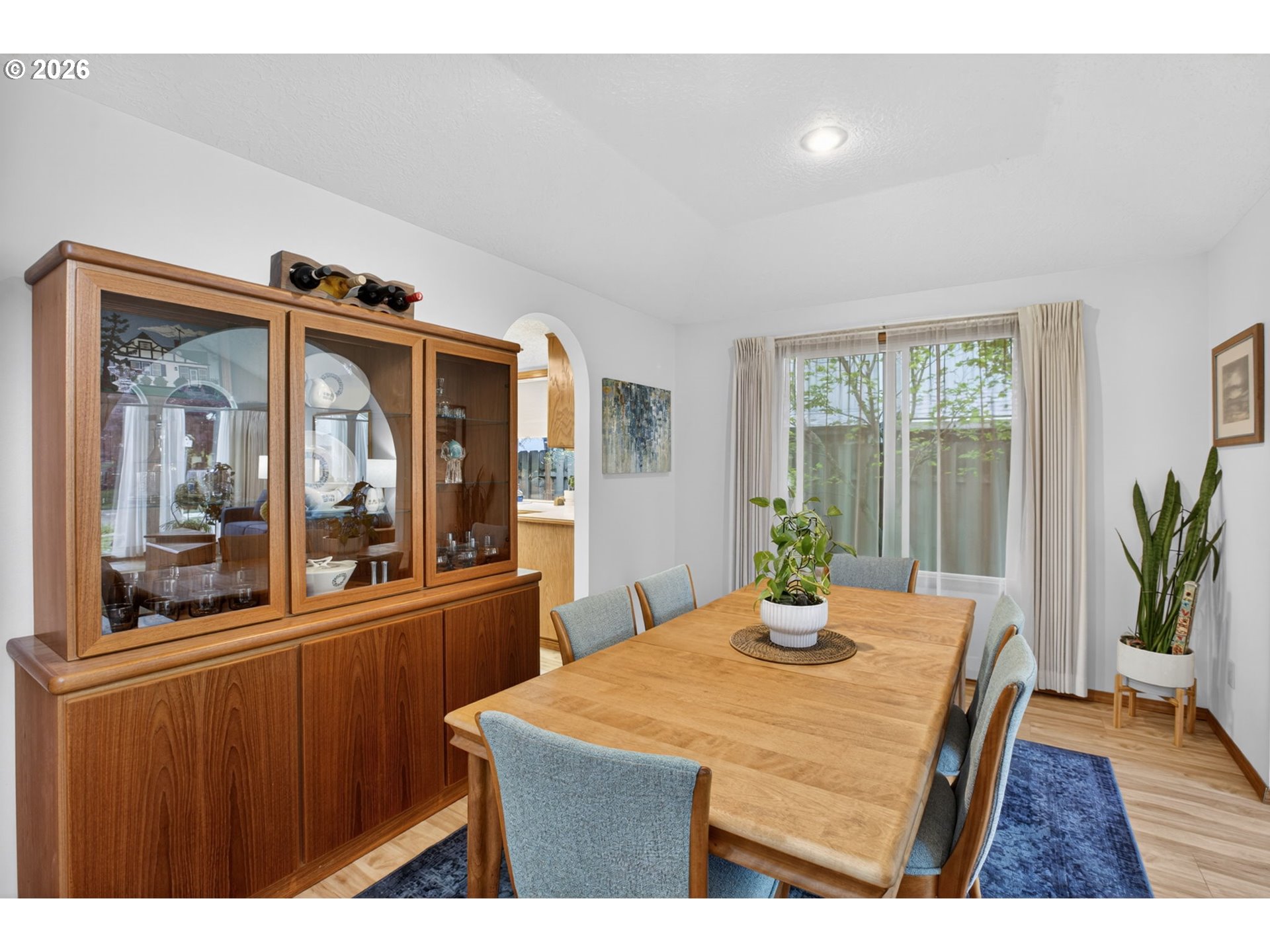 10602 Southwest Kent Street Portland, OR 97224 - Photo 10 of 31 Dining Room
