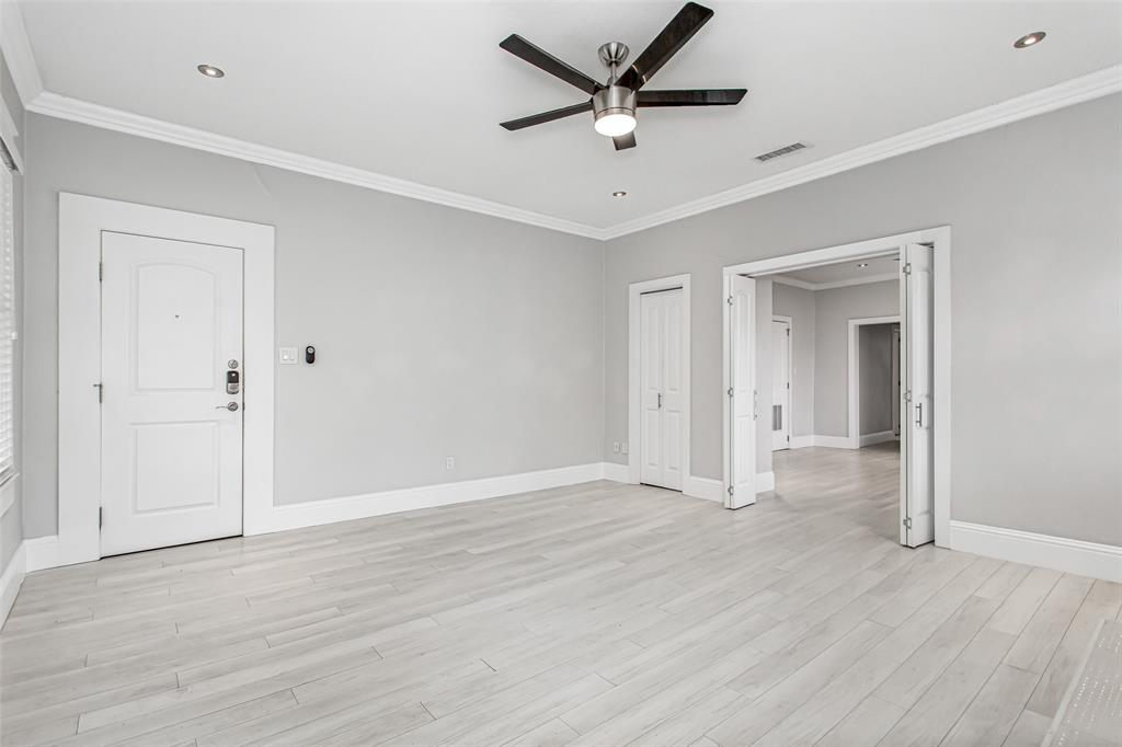 4719 Junius Street, Unit 3 Dallas, TX 75246 - Photo 8 of 38