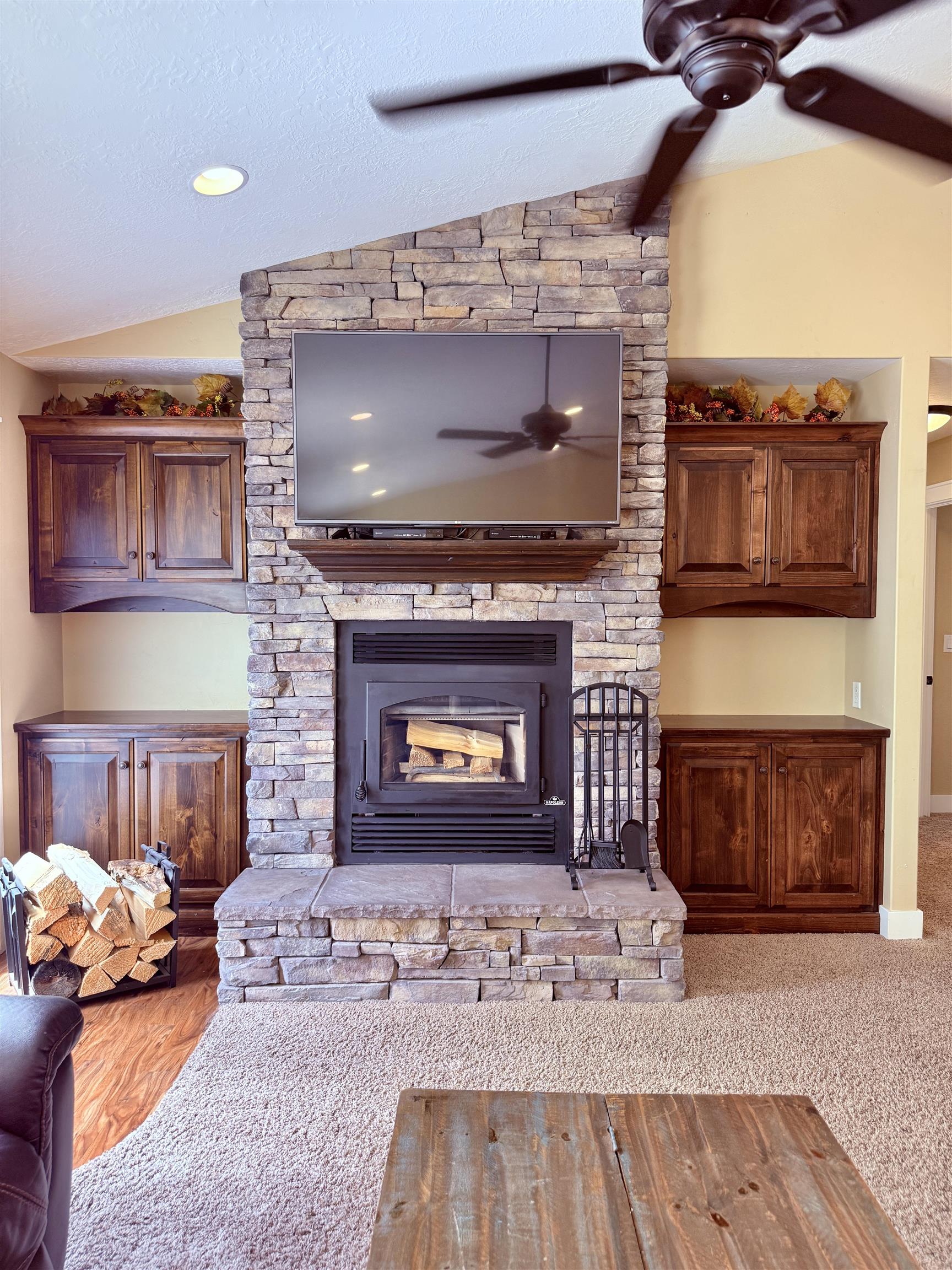 1465 Canyon Road Kemmerer, WY 83101 - Photo 9 of 36
