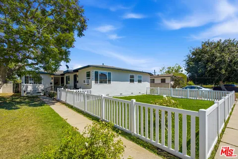 $1,275,000 | 8324 Barnsley Avenue, Los Angeles, CA 90045