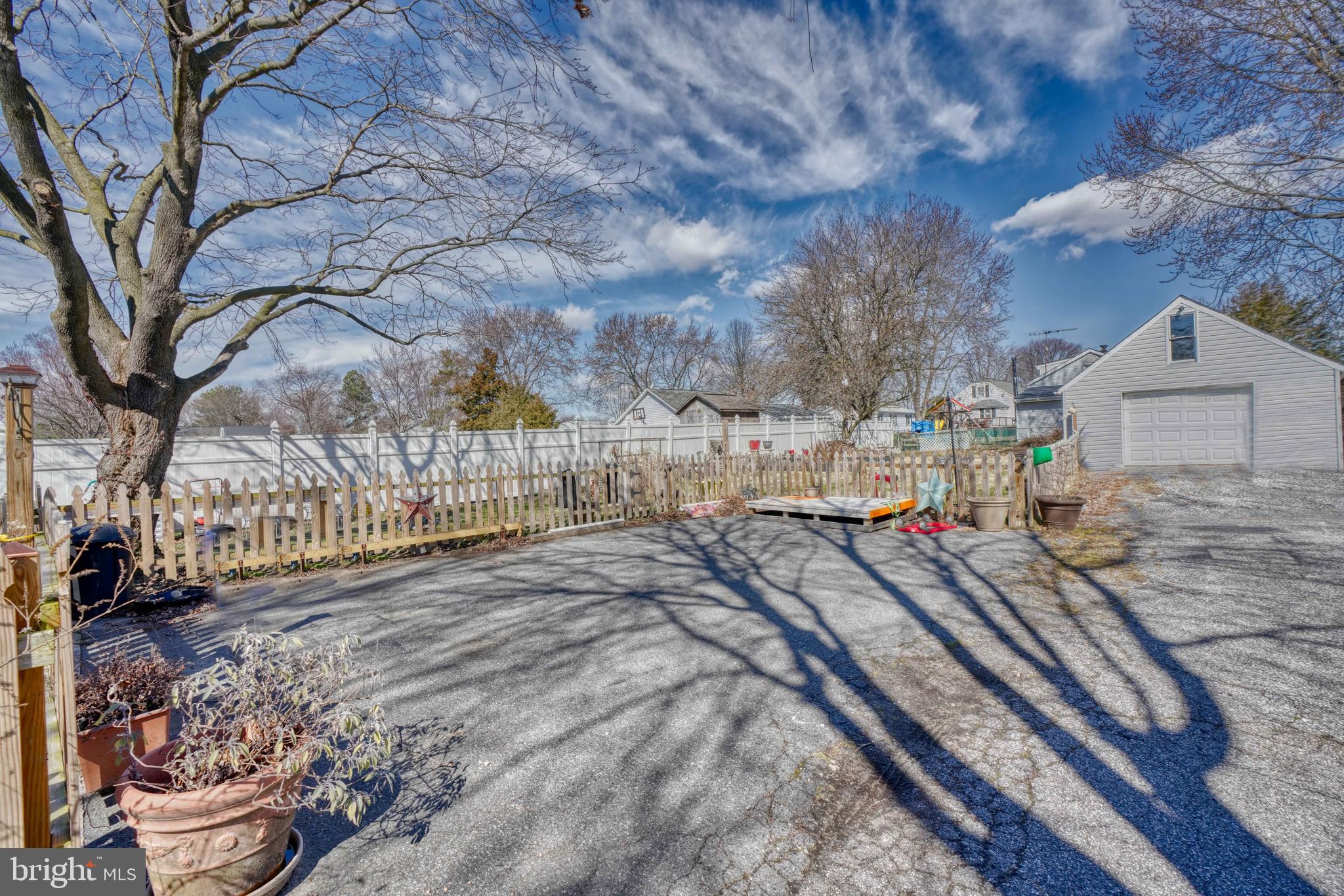 7412 Chesapeake Road Middle River, MD 21220 - Photo 9 of 47