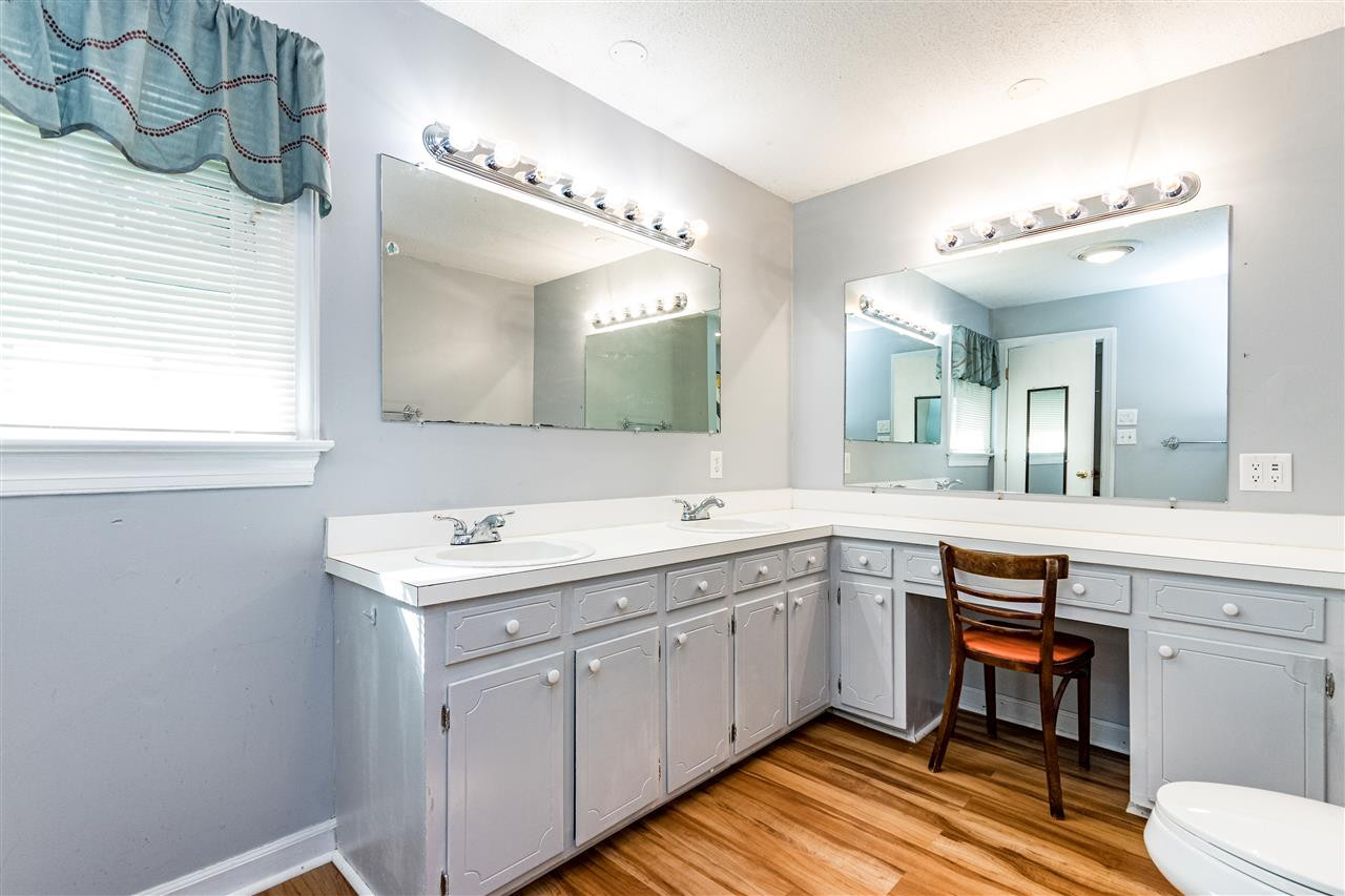 5805 Cornwallis Road Garner, NC 27529 - Photo 17 of 29 Main Bath! Freshly painted cabinets!